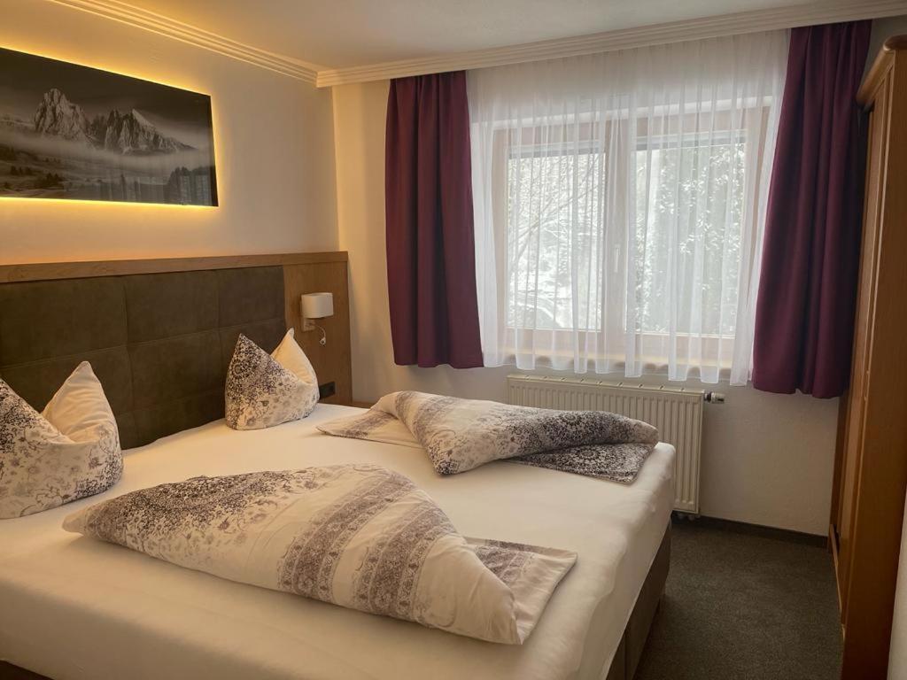 Apart Anja Hotel Ischgl Ngoại thất bức ảnh