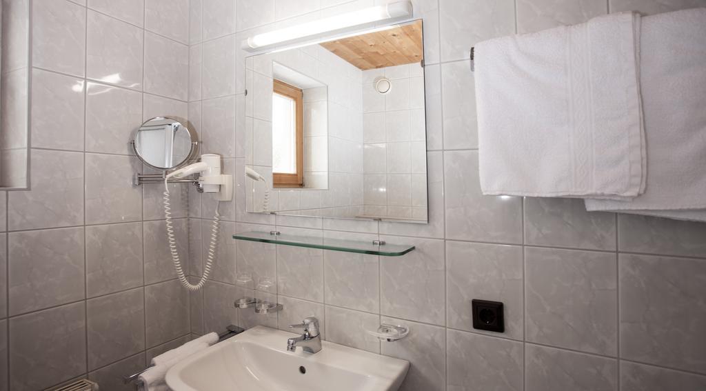 Apart Anja Hotel Ischgl Ngoại thất bức ảnh